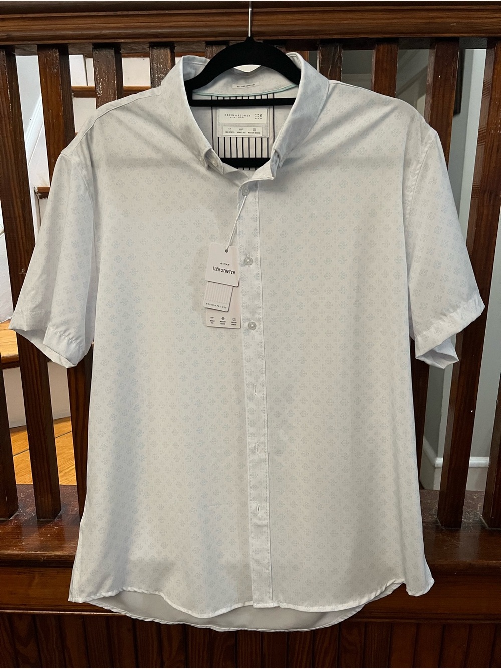 NWT Denim & Flower Men's Short Sleeve Button-Down Shirt